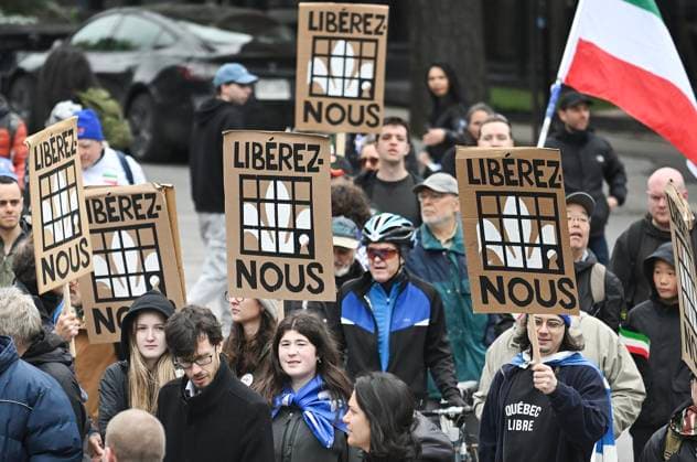 May 19, 2025, Montreal, Pq, Canada: People take part in a march to celebrate National Patriots Day in Montreal, Monday, May 19, 2025. Montreal Canada  - ZUMAc35_ 20250519_zaf_c35_011 Copyright: xGrahamxHughesx