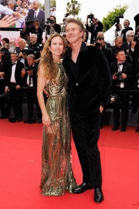 M Montée des marches du film Highest 2 Lowest lors du 78ème Festival International du Film de Cannes Shauna Robertson et son mari Edward Norton Montée des marches du film Highest 2 Lowest lors du 78ème Festival International du Film de Cannes, au Palais des Festivals à Cannes Le 19 mai 2025 Jacovides Moreau Bestimage Red carpet for the movie Highest 2 Lowest during the 78th Cannes International Film Festival at the Palais des Festivals in Cannes, France On may 19th 2025 Cannes France  Copyright: xJACOVIDES-MOREAUx xBESTIMAGExJACOVIDES-MOREAUx xBESTIMAGEx