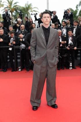 B Montée des marches du film Highest 2 Lowest lors du 78ème Festival International du Film de Cannes Finnegan Oldfield Montée des marches du film Highest 2 Lowest lors du 78ème Festival International du Film de Cannes, au Palais des Festivals à Cannes Le 19 mai 2025 Olivier Borde Bestimage Red carpet for the movie Highest 2 Lowest during the 78th Cannes International Film Festival at the Palais des Festivals in Cannes, France On may 19th 2025 Cannes France  Copyright: xOLIVIERxBORDEx xBESTIMAGExOLIVIERxBORDEx xBESTIMAGEx