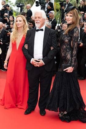 B Montée des marches du film Highest 2 Lowest lors du 78ème Festival International du Film de Cannes Guest, Paul Watson, Frédérique Bel Montée des marches du film Highest 2 Lowest lors du 78ème Festival International du Film de Cannes, au Palais des Festivals à Cannes Le 19 mai 2025 Olivier Borde Bestimage Red carpet for the movie Highest 2 Lowest during the 78th Cannes International Film Festival at the Palais des Festivals in Cannes, France On may 19th 2025 Cannes France  Copyright: xOLIVIERxBORDEx xBESTIMAGExOLIVIERxBORDEx xBESTIMAGEx