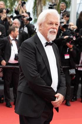 B Montée des marches du film Highest 2 Lowest lors du 78ème Festival International du Film de Cannes Paul Watson Montée des marches du film Highest 2 Lowest lors du 78ème Festival International du Film de Cannes, au Palais des Festivals à Cannes Le 19 mai 2025 Olivier Borde Bestimage Red carpet for the movie Highest 2 Lowest during the 78th Cannes International Film Festival at the Palais des Festivals in Cannes, France On may 19th 2025 Cannes France  Copyright: xOLIVIERxBORDEx xBESTIMAGExOLIVIERxBORDEx xBESTIMAGEx