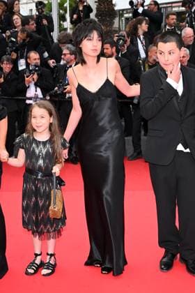 Cannes, 78th Cannes Film Festival 2025 - evening 7 - Red Carpet of the film Highest 2 Lowest Cannes, 78th Cannes Film Festival 2025 - evening 7 - Red Carpet of the film Highest 2 Lowest In the photo: Liliane Sanrey-Baud, Eve Yelmani Cannes France  Copyright: xIPA ABACAx