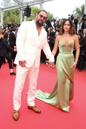 J Montée des marches du film Highest 2 Lowest lors du 78ème Festival International du Film de Cannes Jason Momoa, Adria Arjona Montée des marches du film Highest 2 Lowest lors du 78ème Festival International du Film de Cannes, au Palais des Festivals à Cannes Le 19 mai 2025 Jacovides Moreau Bestimage Red carpet for the movie Highest 2 Lowest during the 78th Cannes International Film Festival at the Palais des Festivals in Cannes, France On may 19th 2025 Cannes France  Copyright: xJACOVIDES-MOREAUx xBESTIMAGExJACOVIDES-MOREAUx xBESTIMAGEx