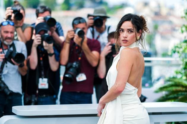 Photocall for Splitsville , Palais des Festivals, Cannes, France Adria Arjona seen at the Photocall for Splitsville during the 78th Festival de Cannes (Cannes International Film Festival) at Palais des Festivals, Cannes, , France on 19 May 2025. Picture, Credit:Julie Edwards Avalon France, French Riviera, Cannes, Palais des Festivals Copyright: xJuliexEdwardsx xAvalonx 1001057164