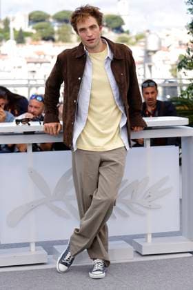 May 18, 2025, Cannes, France: Robert Pattinson poses at the photocall of Die, My Love during the 78th Cannes Film Festival at Palais des Festivals in Cannes, France, on 18 May 2025. Photo: Cannes France - ZUMAm179 20250518_zep_m179_235 Copyright: xAlecxMichaelx