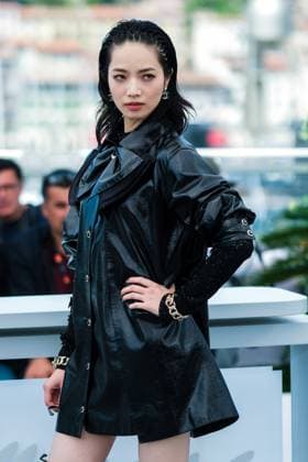 Photocall for Exit 8 , Palais des Festivals, Cannes, France Nana Komatsu seen at the Photocall for Exit 8 during the 78th Festival de Cannes (Cannes International Film Festival) at Palais des Festivals, Cannes, , France on 19 May 2025. Picture, Credit:Julie Edwards Avalon France, French Riviera, Cannes, Palais des Festivals Copyright: xJuliexEdwardsx xAvalonx 1001056838