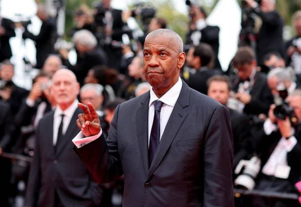 J Montée des marches du film Highest 2 Lowest lors du 78ème Festival International du Film de Cannes Denzel Washington Montée des marches du film Highest 2 Lowest lors du 78ème Festival International du Film de Cannes, au Palais des Festivals à Cannes Le 19 mai 2025 Jacovides Moreau Bestimage Red carpet for the movie Highest 2 Lowest during the 78th Cannes International Film Festival at the Palais des Festivals in Cannes, France On may 19th 2025 Cannes France  Copyright: xJACOVIDES-MOREAUx xBESTIMAGExJACOVIDES-MOREAUx xBESTIMAGEx
