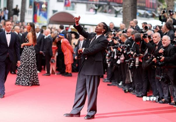 J Montée des marches du film Highest 2 Lowest lors du 78ème Festival International du Film de Cannes Asap Rocky Montée des marches du film Highest 2 Lowest lors du 78ème Festival International du Film de Cannes, au Palais des Festivals à Cannes Le 19 mai 2025 Jacovides Moreau Bestimage Red carpet for the movie Highest 2 Lowest during the 78th Cannes International Film Festival at the Palais des Festivals in Cannes, France On may 19th 2025 Cannes France  Copyright: xJACOVIDES-MOREAUx xBESTIMAGExJACOVIDES-MOREAUx xBESTIMAGEx
