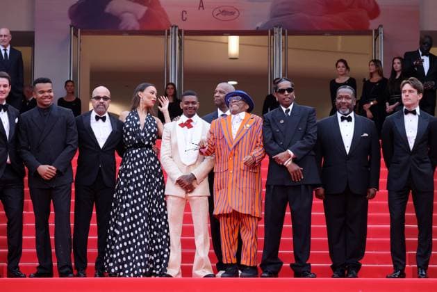 J Montée des marches du film Highest 2 Lowest lors du 78ème Festival International du Film de Cannes Jason Berman, Elijah Wright, Jeffrey Wright, Hilfenesh Hadera, Aubrey Joseph, Denzel Washington, Spike Lee, ASAP Rocky, Wendell Pierce, Alan Fox Montée des marches du film Highest 2 Lowest lors du 78ème Festival International du Film de Cannes, au Palais des Festivals in Cannes On may 19th 2025 Jacovides Moreau Bestimage Red carpet for the movie Highest 2 Lowest during the 78th Cannes International Film Festival at the Palais des Festivals in Cannes, France On may 19th 2025 Cannes France Copyright: xJACOVIDES-MOREAUx xBESTIMAGExJACOVIDES-MOREAUx xBESTIMAGEx