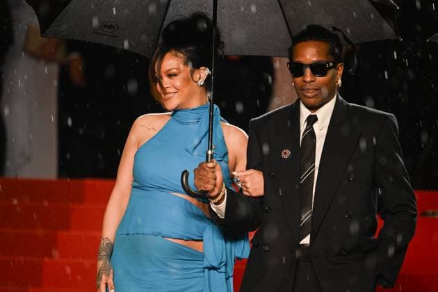 78eme Festival International du Film de Cannes Rihanna et Asap Rocky a la descente des marches du film de Spike Lee 78th Cannes International Film Festival Rihanna and Asap Rocky walk down the red carpet of Spike Lee s film Festival de Cannes 2025 Red carpet Highest 2 Lowest Rihanna, Asap Rocky 444705 2025 05 19 Cannes France  Copyright: xLionelxGuericolas MPPx STAR_444705_025
