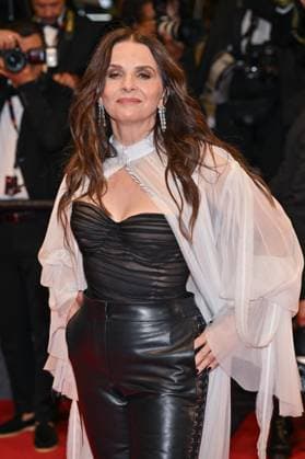 Cannes Alpha Screening JR Juliette Binoche attending the screening of Alpha at 78th Cannes Film Festival in Cannes, France on May, 19, 2025. Photo by Julien Reynaud APS-Medias ABACAPRESS.COM Cannes France  Copyright: xReynaudxJulien APS-Medias ABACAx