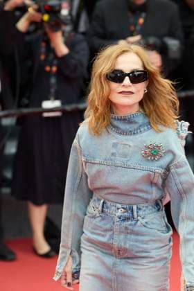 CANNES, FRANCE - MAY 19: French actress Isabelle Huppert attends the Highest 2 Lowest red carpet during the 78th annual Cannes Film Festival at Palais des Festivals on May 19, 2025 in Cannes, France.  Copyright: xVCGx 111568608725