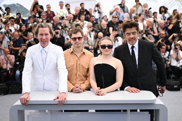 Cannes The Phoenician Scheme Photocall AM Wes Anderson, Michael Cera, Mia Threapleton and Benicio del Toro attending The Phoenician Scheme Photocall in Cannes, France on May 19, 2025 as part of the 78th Cannes Film Festival. Photo by Aurore Marechal ABACAPRESS.COM Cannes France  Copyright: xMarechalxAurore ABACAx