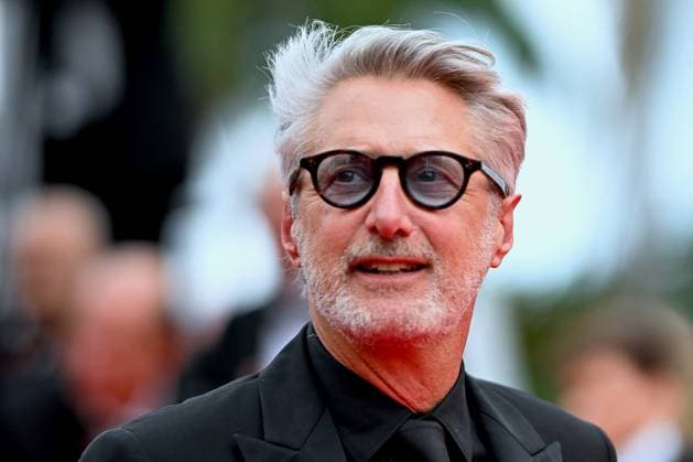 Cannes - Highest 2 Lowest Screening Antoine de Caunes attends the Highest 2 Lowest red carpet at the 78th annual Cannes Film Festival at Palais des Festivals on May 19, 2025 in Cannes, France. Photo By Franck Castel ABACAPRESS.COM Cannes France  Copyright: xCastelxFranck ABACAx
