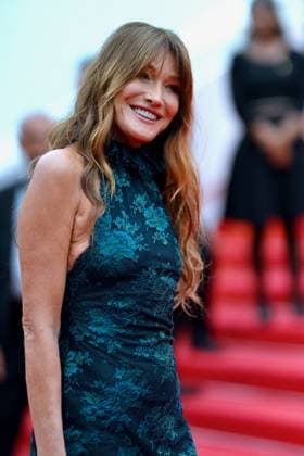 Cannes - Highest 2 Lowest Screening Carla Bruni attends the Highest 2 Lowest red carpet at the 78th annual Cannes Film Festival at Palais des Festivals on May 19, 2025 in Cannes, France. Photo By Franck Castel ABACAPRESS.COM Cannes France  Copyright: xCastelxFranck ABACAx