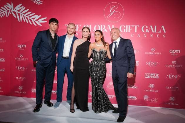 78eme Festival International du Film de Cannes Global Gift Gala Cannes 2025 Baptiste Giabiconi , Guest, Eva Longoria, guest 78th Cannes International Film Festival Global Gift Gala Cannes 2025 444720 2025 05 19 Cannes France  Copyright: xFranckxBoutonnetx xStarfacex STAR_444720_112