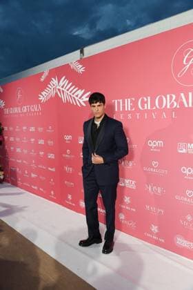 Photocall of the Globa Gift Gala during the 78th Cannes International Film Festival Baptiste Giabiconi at the photocall of the Globa Gift Gala during the 78th Cannes International Film Festival May 19th, 2025 Lionel Urman Bestimage Celebrities at the photocall of the Global Gift Gala during the 78th Internationall Cannes Film Festival May 19th, 2025 Cannes France  Copyright: xLIONELxURMANxx xBESTIMAGExLIONELxURMANxx xBESTIMAGEx