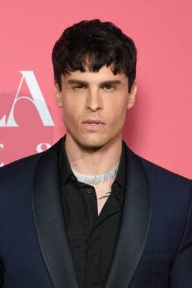 Photocall of the Globa Gift Gala during the 78th Cannes International Film Festival Baptiste Giabiconi at the photocall of the Globa Gift Gala during the 78th Cannes International Film Festival May 19th, 2025 Lionel Urman Bestimage Celebrities at the photocall of the Global Gift Gala during the 78th Internationall Cannes Film Festival May 19th, 2025 Cannes France  Copyright: xLIONELxURMANxx xBESTIMAGExLIONELxURMANxx xBESTIMAGEx