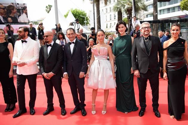 Cannes Eagles Of The Republic Red Carpet NG Lyna Khoudri, Zineb Triki, Tarik Saleh, Cherien Dabis, Amr Waked and a guest attending the ‘Eagles Of The Republic (Les Aigles De La République)’ Screening and Red Carpet at Palais Des Festivals in Cannes, France on May 19 2025 as part of the 78th Cannes Film Festival. Photo by Nicolas Genin ABACAPRESS.COM Cannes France  Copyright: xGeninxNicolas ABACAx