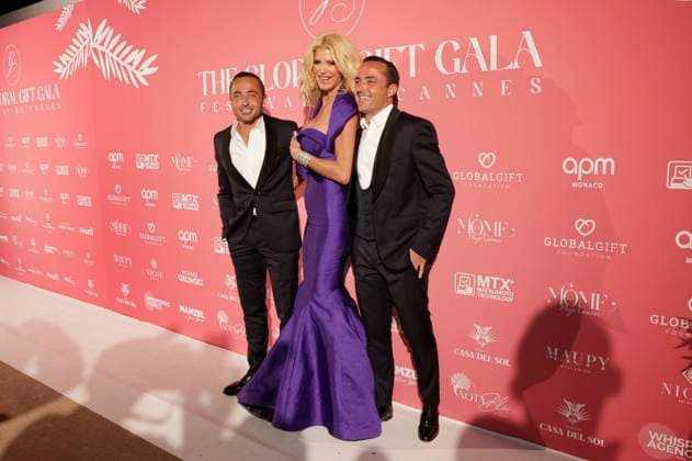 Victoria Silvstedt with Lecorche Ugo and Lecorche Antoine at the Global Gift Gala 2025 at the Festival de Cannes 2025 78 Cannes International Film Festival at La MÃ me Plage Cannes, 19 05 2025 Foto:xD.xBedrosianx xFuturexImagex gift_5585