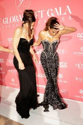 Lauren Sanchez and Eva Longoria at the Global Gift Gala 2025 at the Festival de Cannes 2025 78 Cannes International Film Festival at La MÃ me Plage Cannes, 19 05 2025 Foto:xD.xBedrosianx xFuturexImagex gift_5614