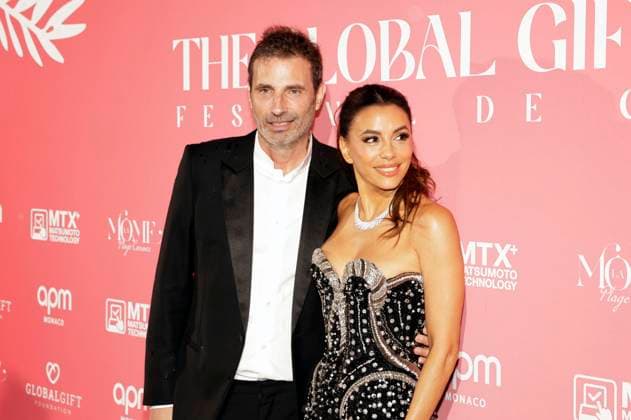 Richard Orlinski and Eva Longoria at the Global Gift Gala 2025 at the Festival de Cannes 2025 78 Cannes International Film Festival at La MÃ me Plage Cannes, 19 05 2025 Foto:xD.xBedrosianx xFuturexImagex gift_5619