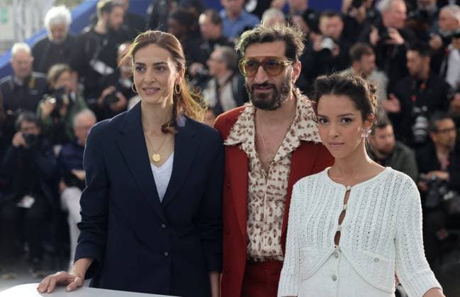 Photocall du film Eagles of the republic lors du 78ème Festival International du Film de Cannes Zineb Triki, Fares Fares, Lyna Khoudri Photocall du film Eagles of the republic lors du 78ème Festival International du Film de Cannes le 20 mai 2025 Jacovides Moreau Bestimage Photocall for the film Eagles of the Republic during the 78th Cannes International Film Festival on May 20, 2025 Cannes France  Copyright: xJACOVIDES-MOREAUx xBESTIMAGExJACOVIDES-MOREAUx xBESTIMAGEx