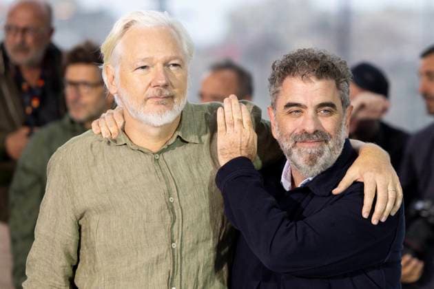 Photocall for the film The Six Billion Dollar Man during the 78th Cannes International Film Festival Julian Assange, Eugene Jarecki Photocall for the film The Six Billion Dollar Man during the 78th Cannes International Film Festival on May 20, 2025 Jacovides Moreau Bestimage Photocall for the film The Six Billion Dollar Man during the 78th Cannes International Film Festival on May 20, 2025 Cannes France  Copyright: xJACOVIDES-MOREAUx xBESTIMAGExJACOVIDES-MOREAUx xBESTIMAGEx