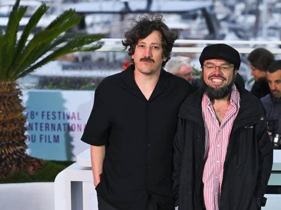 Cannes, France: Cannes, 78th Cannes Film Festival 2025 - Day 8 - Photocall of the film A Poet. In the photo SIMON MESA SOTO, UBEIMAR RIOS Cannes  - ZUMAp169 20250520_zea_p169_185 Copyright: xAlbertoxTerenghix