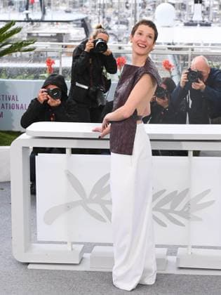 Cannes, 78th Cannes Film Festival 2025 - Day 8 - Photocall of the film Love Me Tender . In the photo Vicky Krieps  Copyright: xAlbertoxTerenghix xipa-agency.netx xPoolxPhotoxEventsx05x IPA_Agency_IPA57977896