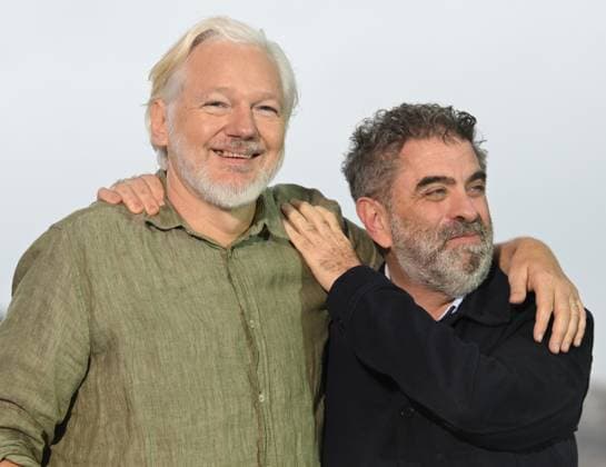 Australian editor activist Julian Assange and American director Eugene Jarecki attend the photo call for The Six Billion Dollar Man at the 78th Cannes Film Festival in Cannes, France on Tuesday May 20, 2025.  CAN20250520109 RUNExHELLESTAD