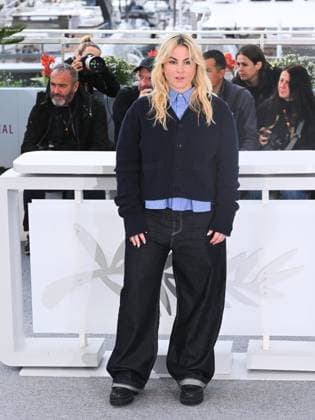 Cannes, France: Cannes, 78th Cannes Film Festival 2025 - Day 8 - Photocall of the film Love Me Tender . In the photo Anna Cazenave Cambet Cannes  - ZUMAp169 20250520_zea_p169_264 Copyright: xAlbertoxTerenghix