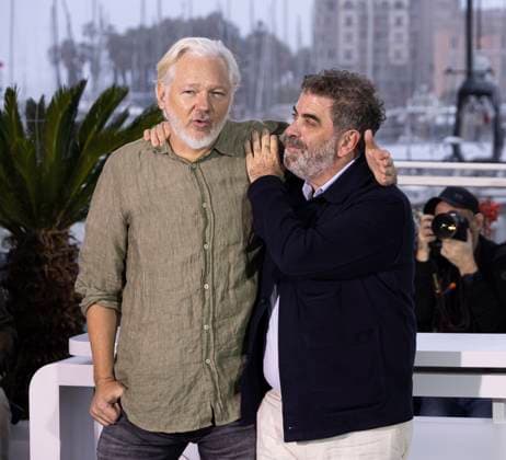 The Six Billion Dollar Man photocall at the 78th annual Cannes Film Festival Julian Assange and Eugene Jarecki pose during the The Six Billion Dollar Man photocall at the 78th annual Cannes Film Festival at Palais des Festivals on May 20, 2025 in Cannes, France.  Copyright: x Chassery+Courdjix