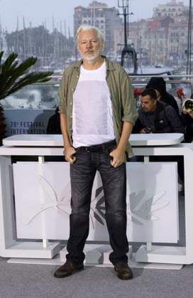 The Six Billion Dollar Man photocall at the 78th annual Cannes Film Festival Julian Assange poses during the The Six Billion Dollar Man photocall at the 78th annual Cannes Film Festival at Palais des Festivals on May 20, 2025 in Cannes, France.  Copyright: x Chassery+Courdjix