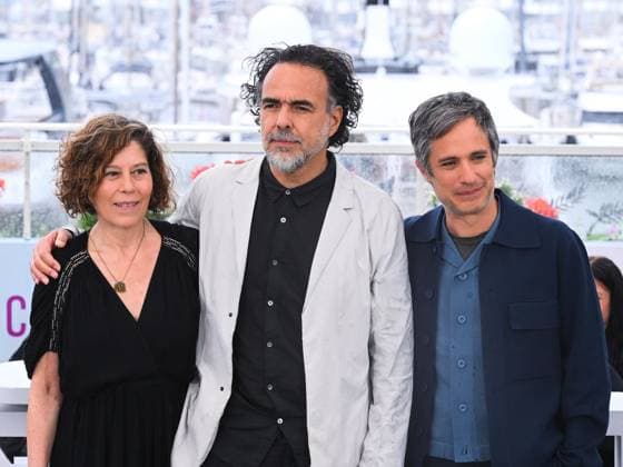 Cannes, 78th Cannes Film Festival 2025 - Day 8 - Photocall of the film Amores Perros Cannes, 78th Cannes Film Festival 2025 - Day 8 - Photocall of the film Amores Perros . In the photo Martha Sosa, Alejandro González Inárritu and Gael García Bernal Cannes France  Copyright: xIPA ABACAx