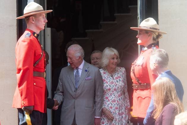 King Charles III and Queen Camilla Visit Canada House, London to Mark its 100th Anniversary - Tuesday 20 May King Charles III and Queen Camilla depart Canada House in London, England, UK on Tuesday 20 May, 2025 after marking the 100th Anniversary of Canada House., Credit:Justin Ng Avalon UK, England, London, Canada House  Copyright: xJustinxNgx xAvalonx 1001351929