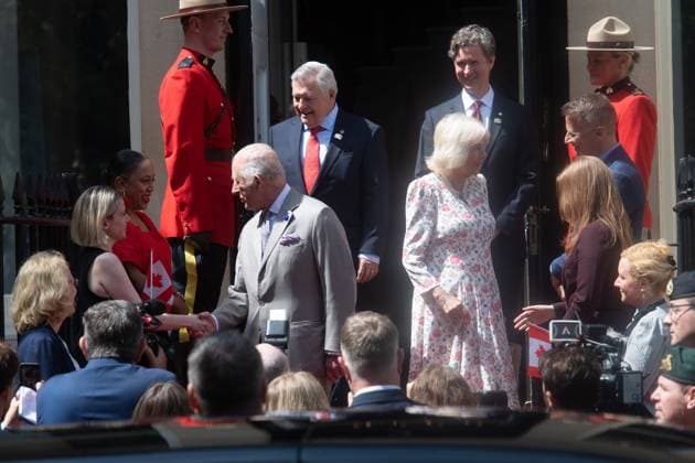 King Charles III and Queen Camilla Visit Canada House, London to Mark its 100th Anniversary - Tuesday 20 May King Charles III and Queen Camilla depart Canada House in London, England, UK on Tuesday 20 May, 2025 after marking the 100th Anniversary of Canada House., Credit:Justin Ng Avalon UK, England, London, Canada House  Copyright: xJustinxNgx xAvalonx 1001352005