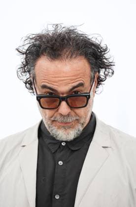 Amores Perros (Amours Chiennes) Photocall at the 78th Annual Cannes Film Festival Alejandro Gonzalez Inarritu - Amores Perros (Amours Chiennes) Photocall at the 78th Annual Cannes Film Festival in Cannes, France on May 20, 2025.  Copyright: x Chassery+Courdjix