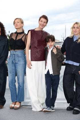 Love Me Tender Photocall at the 78th Annual Cannes Film Festival Vicky Krieps - Love Me Tender Photocall at the 78th Annual Cannes Film Festival in Cannes, France on May 20, 2025.  Copyright: x Chassery+Courdjix