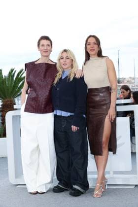 Love Me Tender Photocall at the 78th Annual Cannes Film Festival Vicky Krieps, Anna Cazenave Cambet and Monia Chokr - Love Me Tender Photocall at the 78th Annual Cannes Film Festival in Cannes, France on May 20, 2025.  Copyright: x Chassery+Courdjix