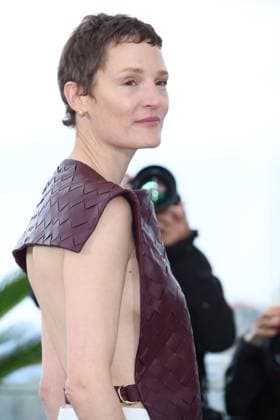 Love Me Tender Photocall at the 78th Annual Cannes Film Festival Vicky Krieps - Love Me Tender Photocall at the 78th Annual Cannes Film Festival in Cannes, France on May 20, 2025.  Copyright: x Chassery+Courdjix