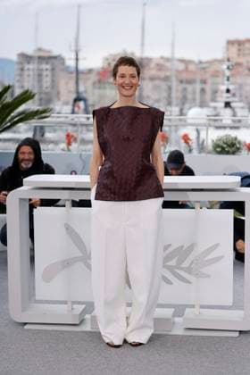 Photocall du film Love Me Tender lors du 78ème Festival International du Film de Cannes Vicky Krieps au photocall du film Love Me Tender lors du 78ème Festival International du Film de Cannes, au Palais des Festivals à Cannes, France, le 20 mai 2025 Jacovides Moreau Bestimage Love Me Tender Photocall during the 78th Cannes International Film Festival, in Cannes, France, on May 20, 2025 Cannes France  Copyright: xJACOVIDES-MOREAUx xBESTIMAGExJACOVIDES-MOREAUx xBESTIMAGEx