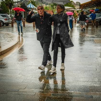 rains , Palais des Festivals, Cannes, France Atmosphere as it rains during the 78th Festival de Cannes (Cannes International Film Festival) at Palais des Festivals, Cannes, , France on 20 May 2025. Picture, Credit:Julie Edwards Avalon France, French Riviera, Cannes, Palais des Festivals  Copyright: xJuliexEdwardsx xAvalonx 1001362778