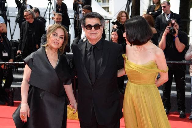 Cannes Un Simple Accident Red Carpet NG Tahereh Saeedi, Jafar Panahi and Solmaz Panahi attending the ‘Un Simple Accident’ Screening and Red Carpet at Palais Des Festivals in Cannes, France on May 20 2025 as part of the 78th Cannes Film Festival. Photo by Nicolas Genin ABACAPRESS.COM Cannes France  Copyright: xGeninxNicolas ABACAx
