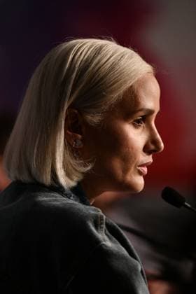 Press conference for the film Alpha Competition at the 78th Cannes International Film Festival La réalisatrice Julia Ducournau à la conférence de presse du film Alpha Compétition lors du 78ème Festival International du Film de Cannes, le 20 mai 2025 Valentina Claret Pool Cannes Bestimage Press conference for the film Alpha Competition at the 78th Cannes International Film Festival, on May 20th, 2025 Cannes France  Copyright: xPoolxCannesx xBestimagexPoolxCannesx xBestimagex