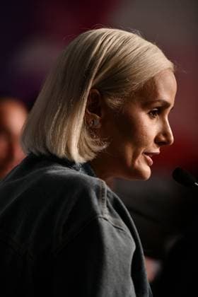 Press conference for the film Alpha Competition at the 78th Cannes International Film Festival La réalisatrice Julia Ducournau à la conférence de presse du film Alpha Compétition lors du 78ème Festival International du Film de Cannes, le 20 mai 2025 Valentina Claret Pool Cannes Bestimage Press conference for the film Alpha Competition at the 78th Cannes International Film Festival, on May 20th, 2025 Cannes France  Copyright: xPoolxCannesx xBestimagexPoolxCannesx xBestimagex