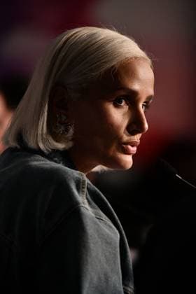 Press conference for the film Alpha Competition at the 78th Cannes International Film Festival La réalisatrice Julia Ducournau à la conférence de presse du film Alpha Compétition lors du 78ème Festival International du Film de Cannes, le 20 mai 2025 Valentina Claret Pool Cannes Bestimage Press conference for the film Alpha Competition at the 78th Cannes International Film Festival, on May 20th, 2025 Cannes France  Copyright: xPoolxCannesx xBestimagexPoolxCannesx xBestimagex