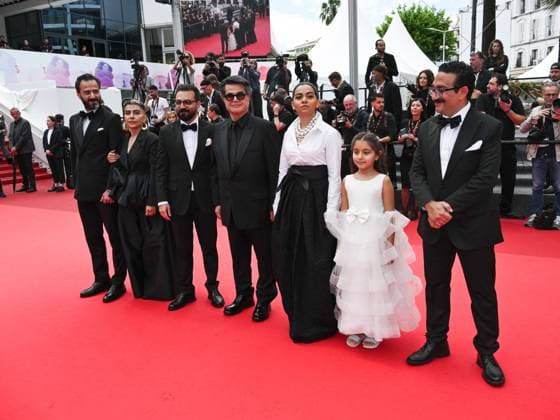 Cannes, Italy: Cannes, 78th Cannes Film Festival 2025 - day 8 - red carpet of the film Un Simple Accident In the photo: Cast and crew including director JAFAR PANAHI with actors EBRAHIM AZIZI and VAHID MOBASSERI Cannes Italy  - ZUMAp169 20250520_zea_p169_566 Copyright: xSImonexComix