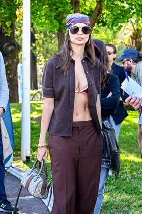 Emily Ratajkowski during a photoshoot for a Gucci advertising campaign on the sidelines of the 78th Cannes International Film Festival American actress and model Emily Ratajkowski during a photoshoot for a Gucci advertising campaign on the sidelines of the 78th Cannes International Film Festival, France, May 20, 2025 Yehiel Choukroune Bestimage American actress and model Emily Ratajkowski during a photoshoot for a Gucci advertising campaign on the sidelines of the 78th Cannes International Film Festival in Cannes, France, on May 20, 2025 Cannes France  Copyright: xYehielxChekrounex xBestimagexYehielxChekrounex xBestimagex