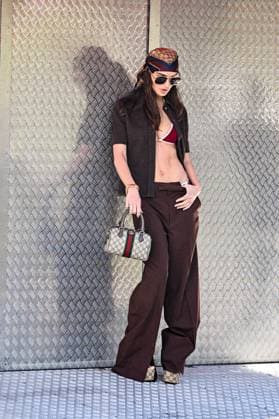 Emily Ratajkowski during a photoshoot for a Gucci advertising campaign on the sidelines of the 78th Cannes International Film Festival American actress and model Emily Ratajkowski during a photoshoot for a Gucci advertising campaign on the sidelines of the 78th Cannes International Film Festival, France, May 20, 2025 Yehiel Choukroune Bestimage American actress and model Emily Ratajkowski during a photoshoot for a Gucci advertising campaign on the sidelines of the 78th Cannes International Film Festival in Cannes, France, on May 20, 2025 Cannes France  Copyright: xYehielxChekrounex xBestimagexYehielxChekrounex xBestimagex